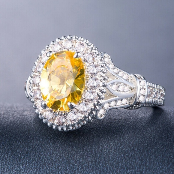 Beautiful 925 Silver Oval Cut Citrine Ring New - Picture 3 of 4